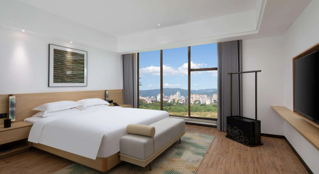 Microtel By Wyndham Xishuangbanna City Center