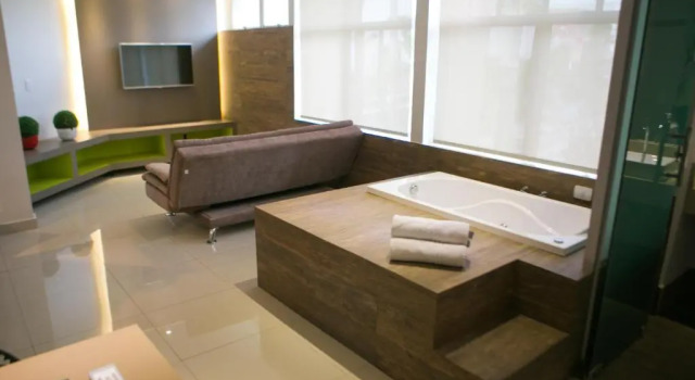 Люкс Serranos Park Hotel