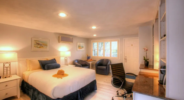 Двухместный номер Deluxe с балконом Pleasant Bay Village Resort