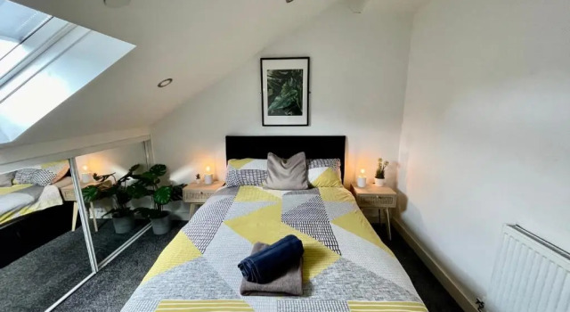 Spacious 1 Bed Apartment In The City Centre