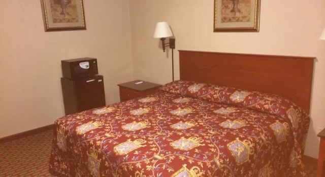 Scottish Inn Paterson, Забронировать Отель Патерсон North Jersey