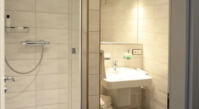 Одноместный номер Standard с видом на город Hotel Goldene Sonne