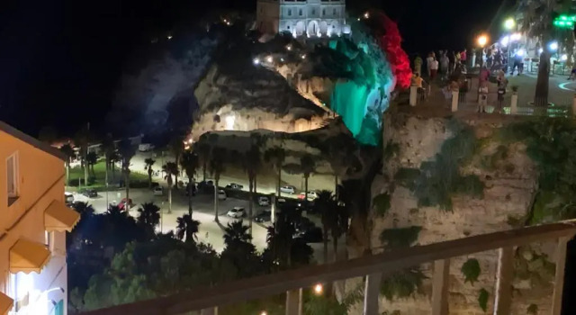Двухместный номер Deluxe с балконом и с видом на море B&B Island Tropea -Sea View Rooms & Suites