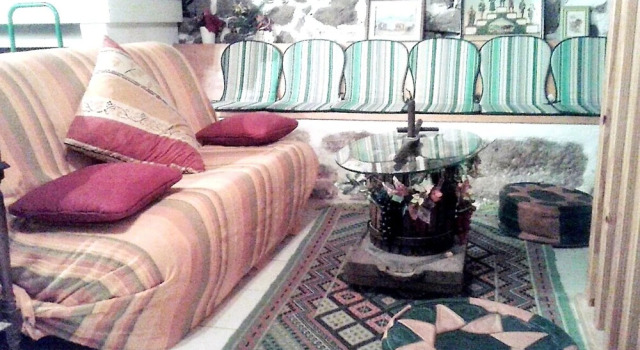 House With one Bedroom in Sauviat, With Wonderful Mountain View and Te, Prenota Hotel Sauviat Francia