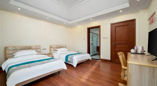 Люкс Deep in the mountains, Moon River Villa, a wild luxury holiday homestay