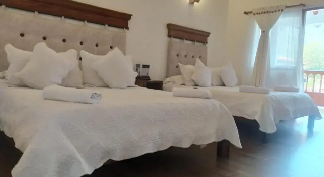 Четырёхместный номер Deluxe Hotel las Palmas