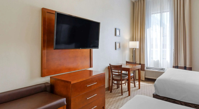 Четырёхместный номер Standard Comfort Inn Columbus near Fort Benning