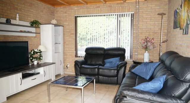 Attractive Holiday Home With Sauna in Ouddorp, Забронировать Отель Ауддорп 
