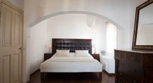 Phoebus Residence