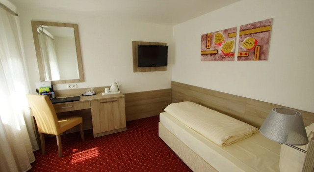 Одноместный номер Standard c 1 комнатой Airport Hotel Filder Post