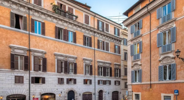 Fabuloucity Fontana di Trevi, Забронировать Отель Треви Рим, рядом с Посольство США в Риме