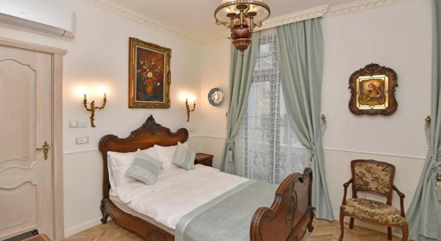 Номер Standard Royal Hotel