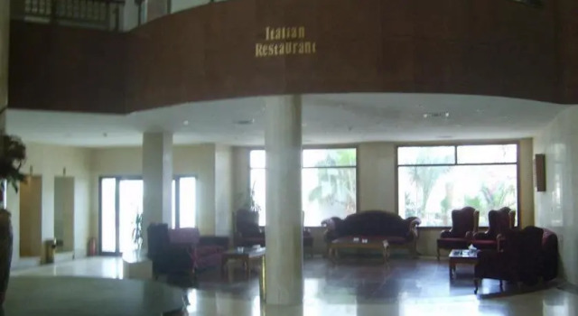 Portrait El Sokhna, Rezerwuj Hotel Ajn Suchna Suez
