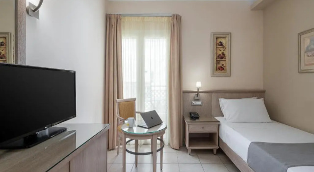 Одноместный номер Standard Magda Hotel Club