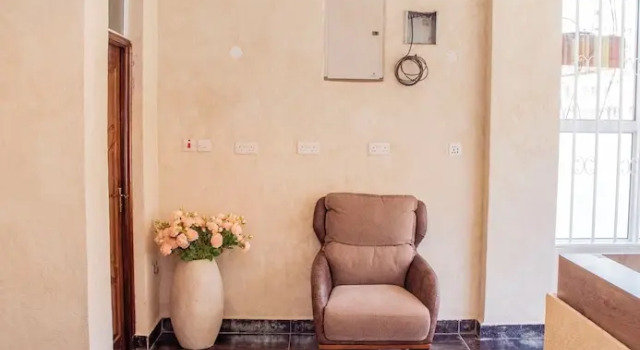 S Tetu Inn, Prenota Hotel Hotel a Nairobi con parcheggio, Parcheggio