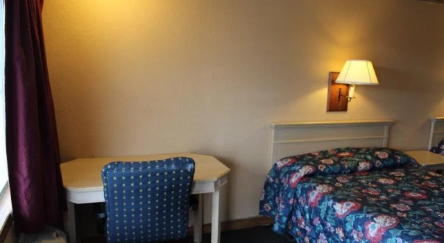 Hometown Inn Fort Wayne, Prenota Hotel Fort Wayne Indiana