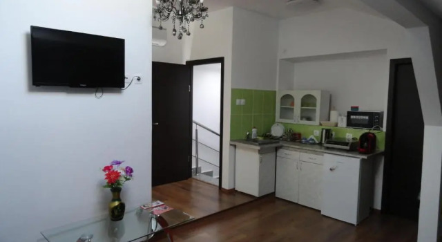 Carmen Studio, Rezerwuj Hotel Hotele w Ilfov z parkingiem, Parking