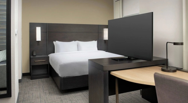 Двухместная студия с видом на сад Residence Inn Doral Mall Area