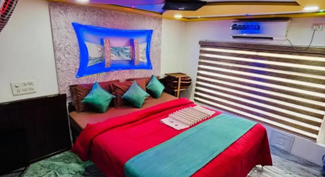 1 BHK Houseboat in Alleppey Finishing Point,, Alappuzha, by GuestHouser (CB89)