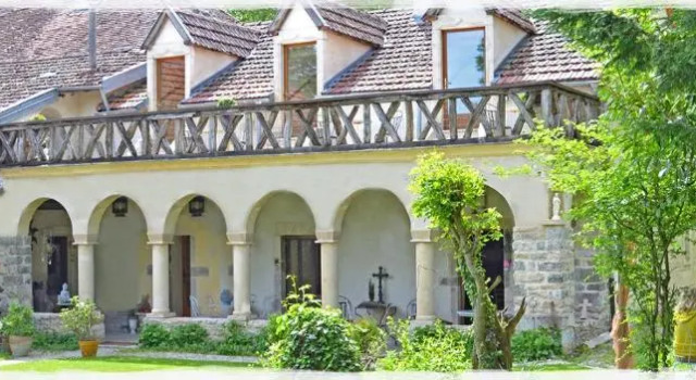 La chapelle du Domaine, Book Hotel Saint-Loup-Geanges Burgund