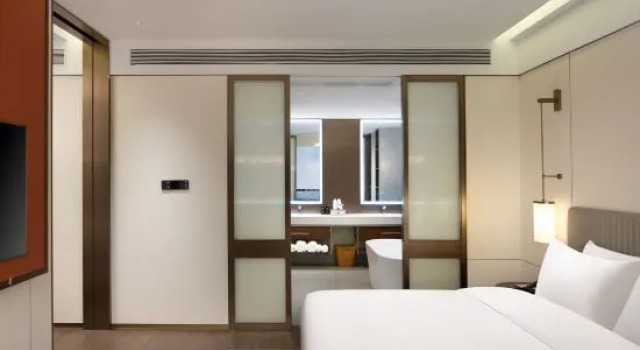 Люкс Executive Maison New Century Hotel Xisheng Lu'an