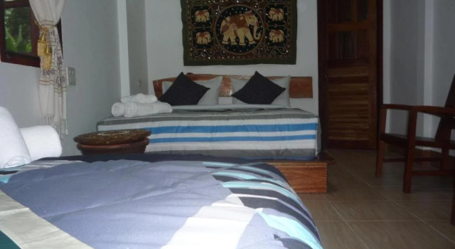 Khao Sok Holiday Resort, Забронировать Курортный отель Отели Южного Таиланда с парковкой, Парковка