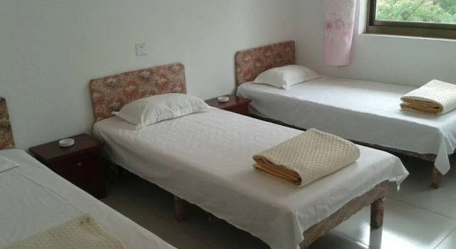 Beidaihe Weiguoxi Hotel, Rezerwuj Hotel Hotele i noclegi w Beidaihe, Hotel