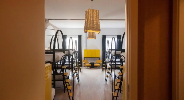 Кровать в общем номере The House of Sandeman