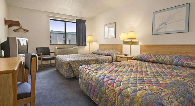 Super 8 Springfield North I-44, Prenota Hotel Springfield Ozark
