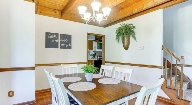 Коттедж Mcgaheysville Home w/ Screened Porch & Gas Grill!