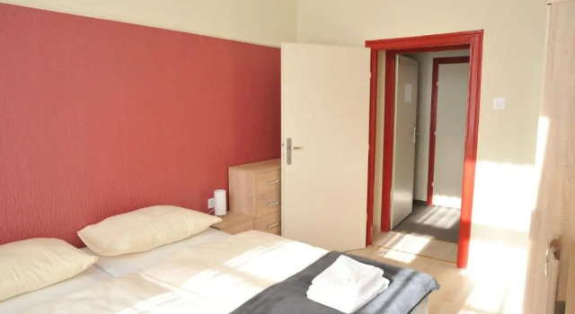 Piros Arany Panzió Kalocsa, Book Hotel Billige hoteller i Southern Great Plain