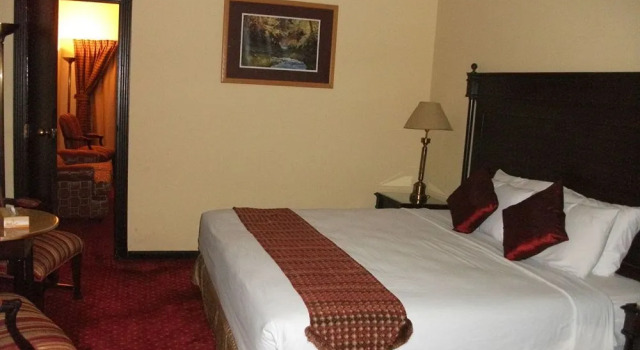 Al Bustan Hotel Jeddah, Забронировать Отель Отели Джидды с завтраком, Завтраки