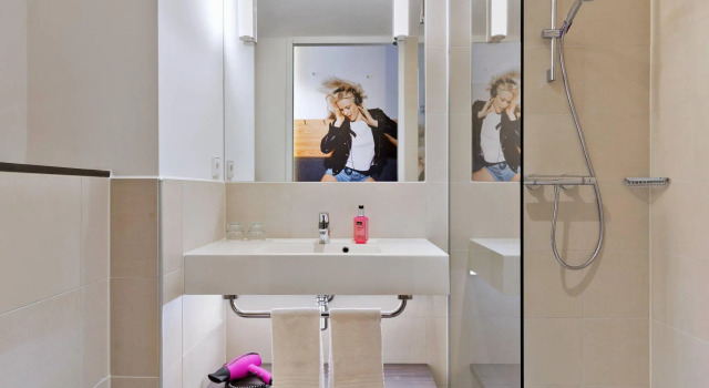 Двухместный номер Standard с видом на гавань Moxy Amsterdam Houthavens