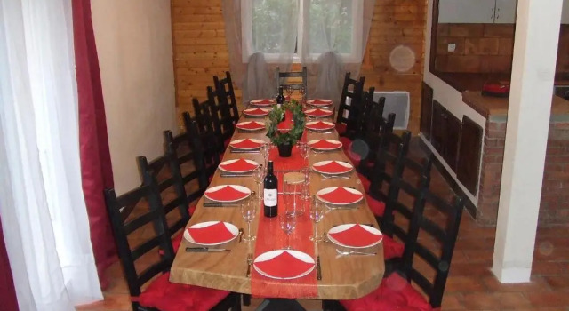 Коттедж Grand Gîte Saint-Lary centre pour 15 pers. pouvant accueillir jusqu’à 17 pers.