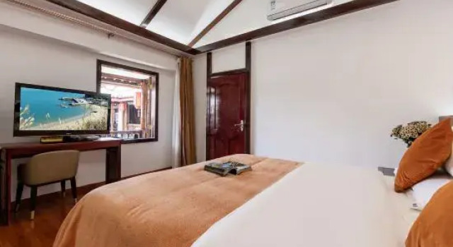 Полулюкс Shanfeng Garden Inn (Lijiang Ancient Town Mufu Branch)