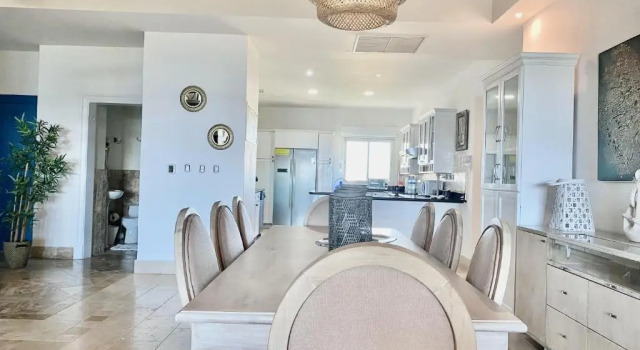 Beachfront Luxury Pent-House at Aquamarina, Cap Cana, Забронировать Отель Кап Кана Пунта-Кана, рядом с Cap Cana Marina