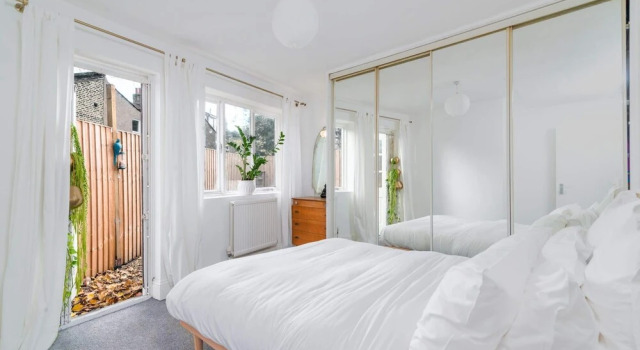 Bright Tranquil 1 Bed Flat in Peckham, Забронировать Отель Отели Англии 3 звезды, 3*