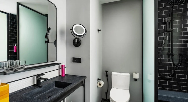 Двухместный номер Standard Moxy Bangkok Ratchaprasong