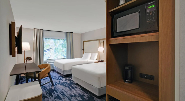 Четырёхместный номер Standard Fairfield Inn & Suites by Marriott Mansfield