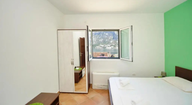 Apartments Darko Kitic, Boek Appartement Prcanj 