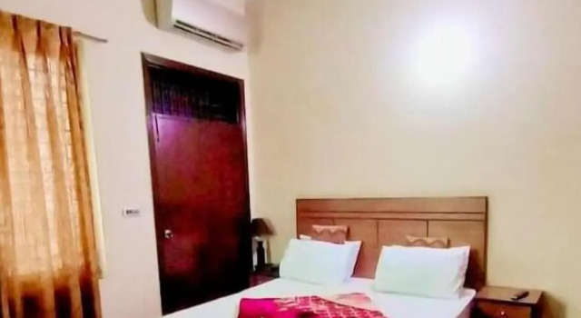 Двухместный номер Deluxe Green Land Hotel Lahore