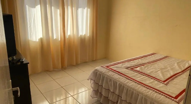 Casa a 100 metros da praia de Calheiros, Забронировать Отель Говернадор-Селсу-Рамус Санта-Катарина