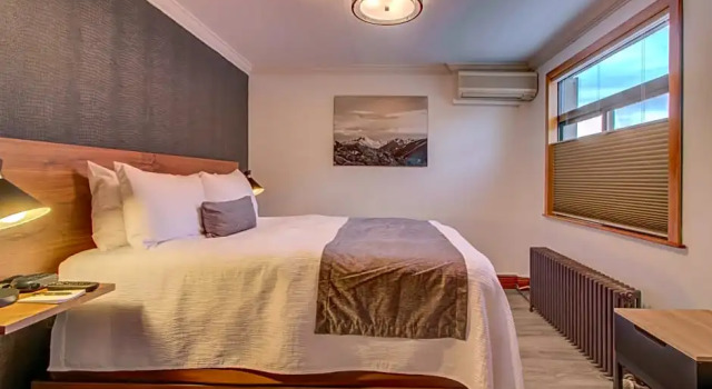 Люкс The Bristol Hotel