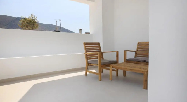 Полулюкс Sea Breeze Hotel