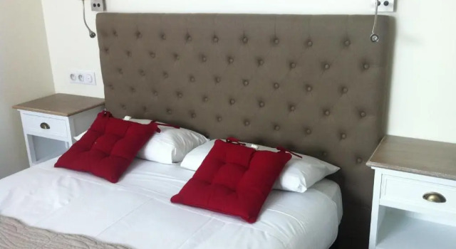 Двухместный номер Standard Logis Hôtel Louise de Savoie