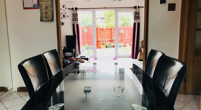 Коттедж Spacious House 15min to Canary Wharf/O2/Excel/Central London