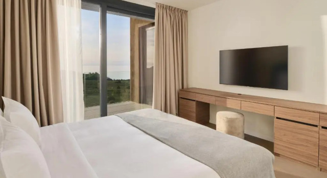 Люкс Superior Petram Resort & Residences