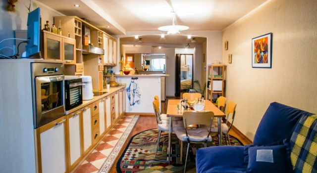 Hostel Dostoevsky, Забронировать Хостел Отели Автозаводского района - Тольятти с парковкой, Парковка