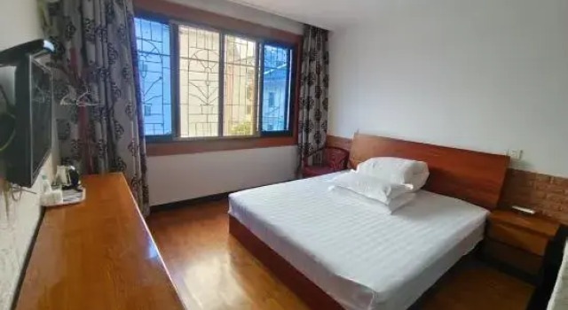Ningbo Jinsheng Business Hotel, Prenota Hotel Hotel a Ningbo con parcheggio, Parcheggio