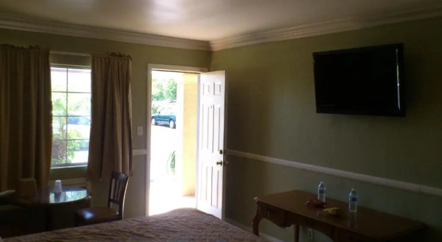 Номер Standard Santa Ana Travel Inn